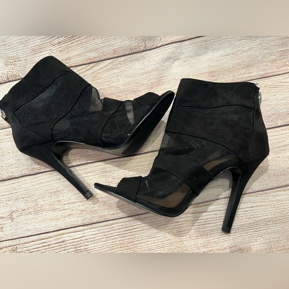 Chinese Laundry suede and mesh peep toe bootie Size 7.5 - Picture 6 of 7
